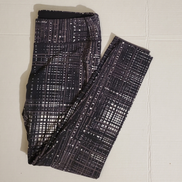 Tuff Athletics Black White Cropped Workout Pants M - Picture 8 of 9